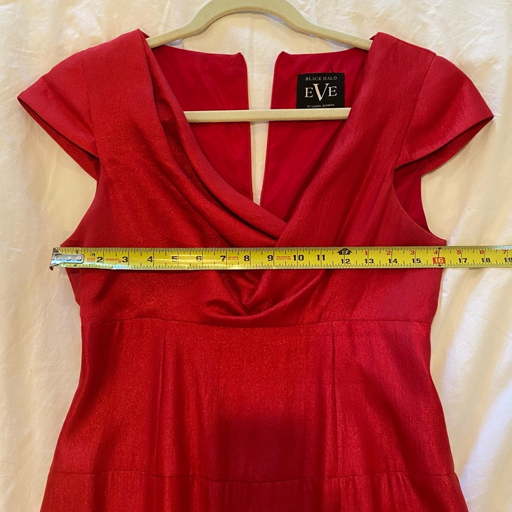 Black Halo elegant red color prom dress / evening dress size 6 - Picture 5 of 9